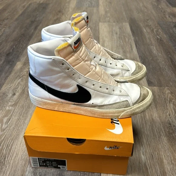 Nike Blazer Mid ‘77 - Picture 3 of 6